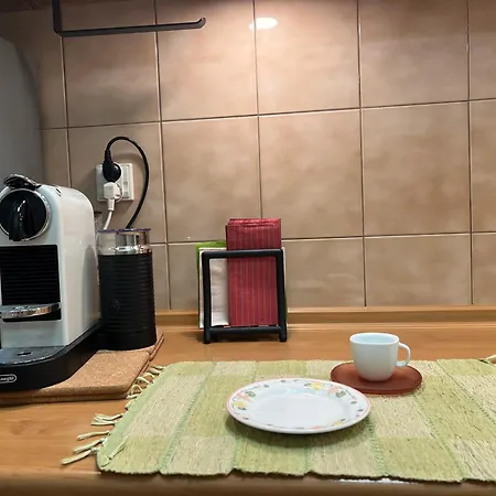 Constitution Corner Apartment *