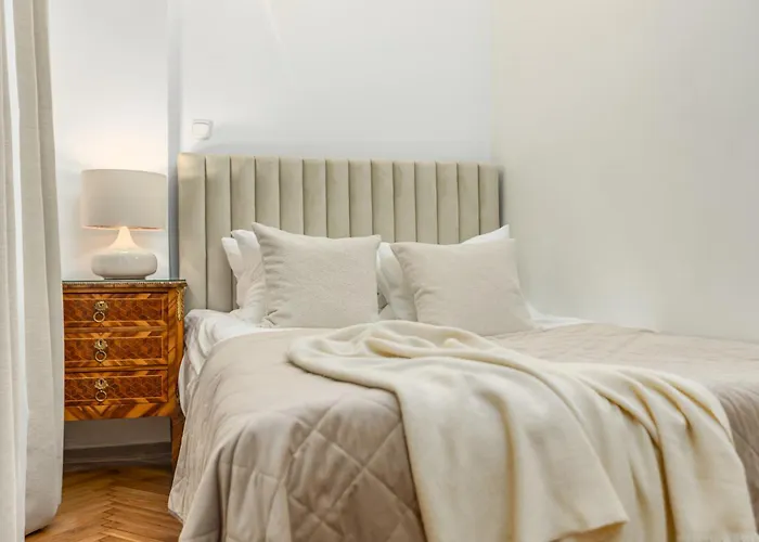 Constitution Corner Varsó