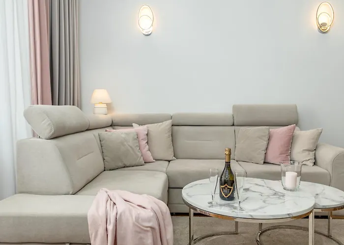 Constitution Corner * Varsó