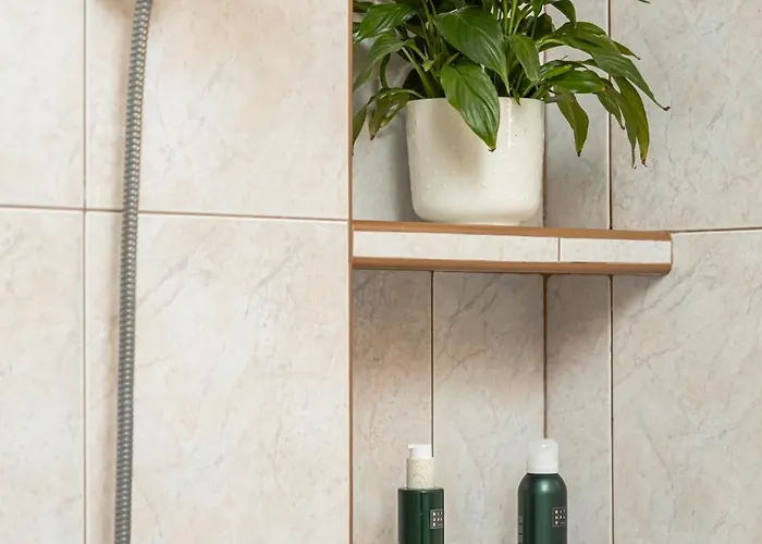 Apartman Constitution Corner