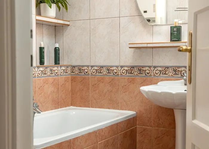 Apartman Constitution Corner *