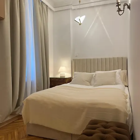 Constitution Corner Apartment Warsaw